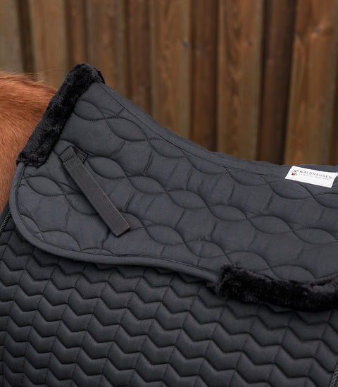 Sattelkissen mit Synthetik-Fell