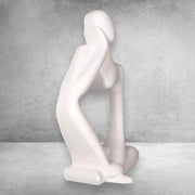 Elegante Figur einer Nachdenklichen Frau – Das Perfekte Geschenk für Besondere Frauen!