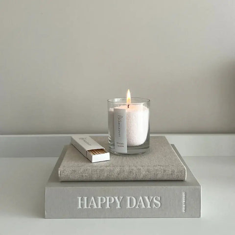 The Candledust - Duftkerze Mandarine, Bergamotte & Jasmin im Perlmuttglas (160 g)